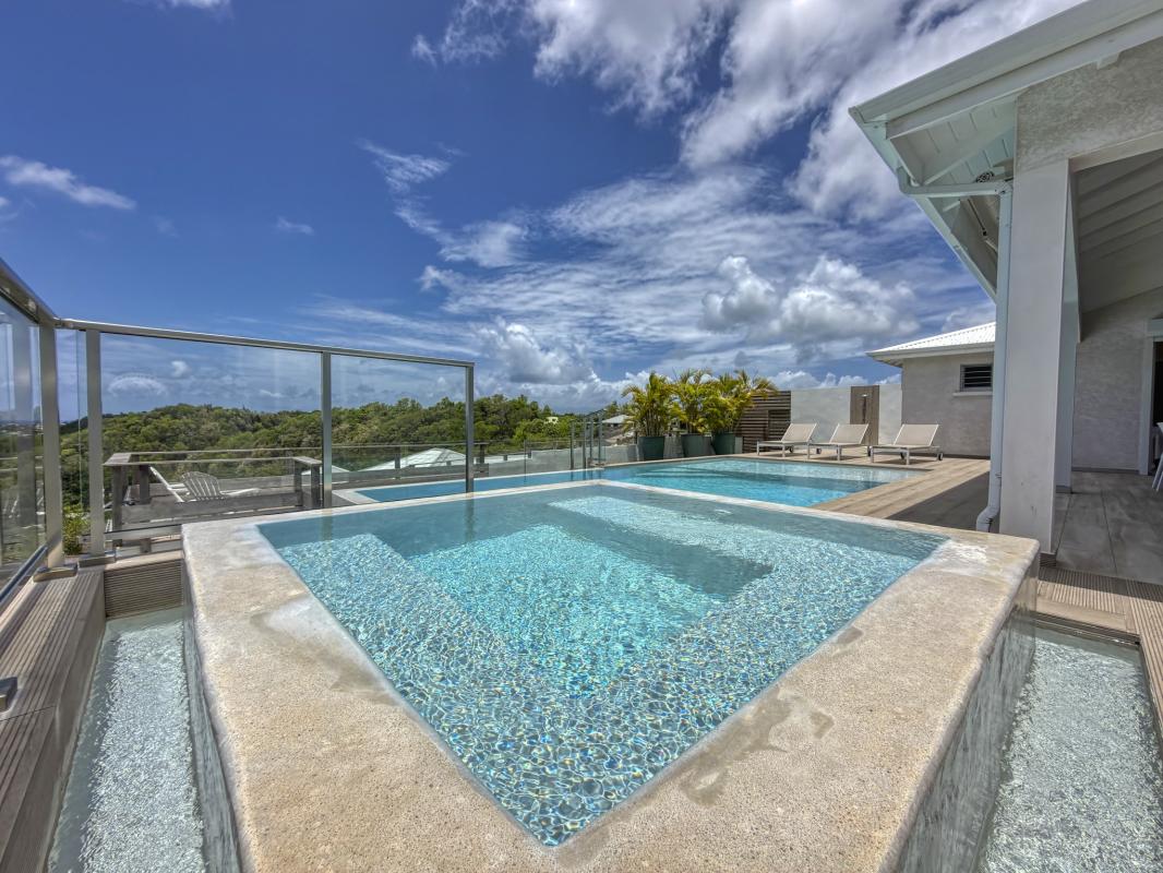 30.Location villa 3 chambres piscine vue mer Le Gosier Guadeloupe